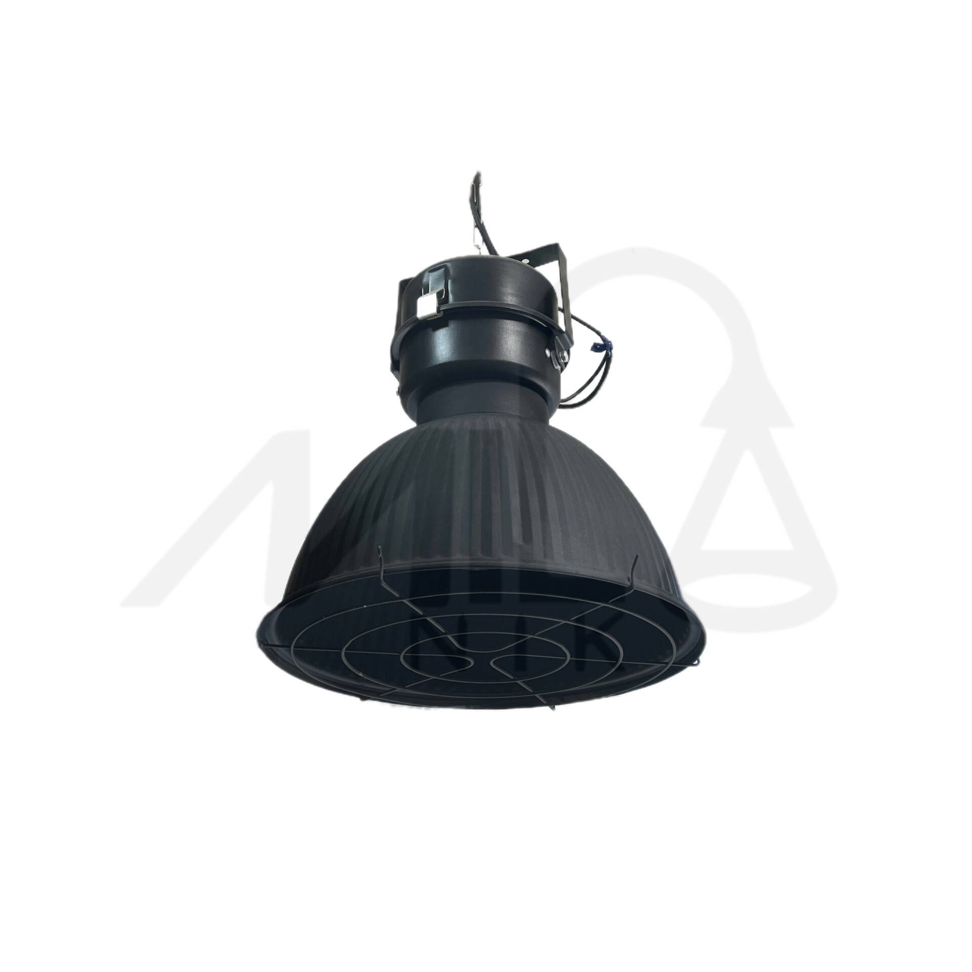  چراغ کارگاهی طرح مازی نور برای استفاده در فضای سوله ها و کارگاه ها با رنگ مشکی 